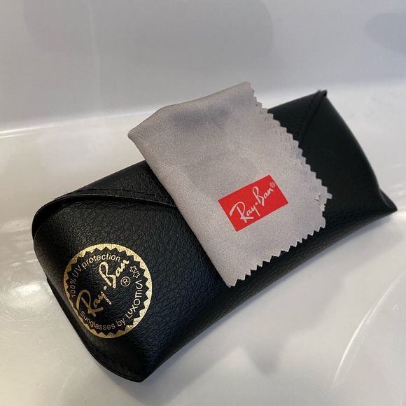 Ray Ban Sunglasses - Picture 6 of 7